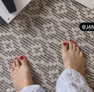 Monika Mrozowska feet photo 16
