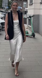 Monika Mrozowska feet photo 19