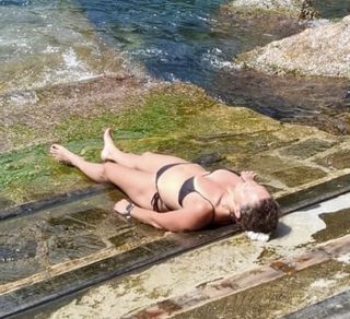 Monika Mrozowska feet photo 2