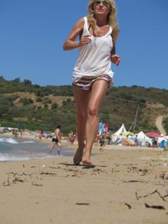 Monika Olejnik feet photo 14