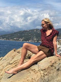 Monika Olejnik feet photo 10