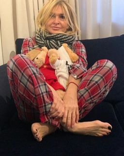 Monika Olejnik feet photo 3