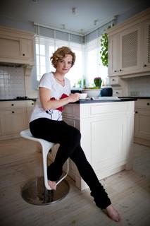 Monika Richardson feet photo 3
