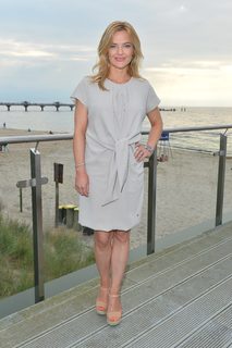 Monika Richardson feet photo 5