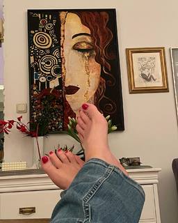 Monika Richardson feet photo 11