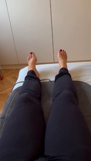Monika Richardson feet photo 6