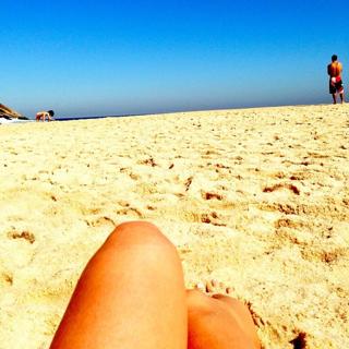 Monique Alfradique feet photo thumbnail