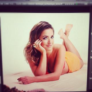 Monique Alfradique feet photo thumbnail