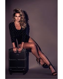 Monique Alfradique feet photo thumbnail