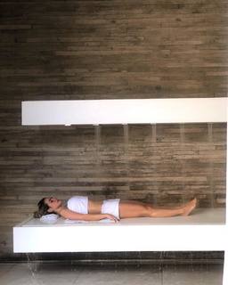 Monique Alfradique feet photo thumbnail