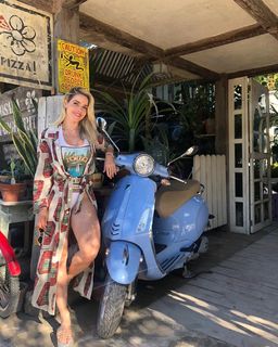 Monique Alfradique feet photo thumbnail