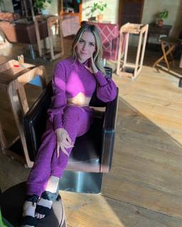 Monique Alfradique feet photo thumbnail