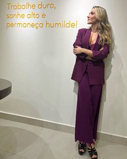 Monique Alfradique feet photo thumbnail