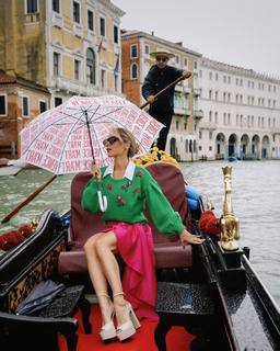 Monique Alfradique feet photo thumbnail