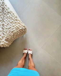 Monique Alfradique feet photo thumbnail