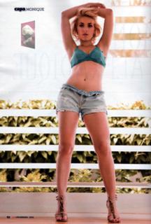 Monique Alfradique feet photo thumbnail