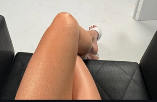 Monique Alfradique feet photo thumbnail