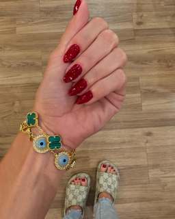 Monique Alfradique feet photo thumbnail