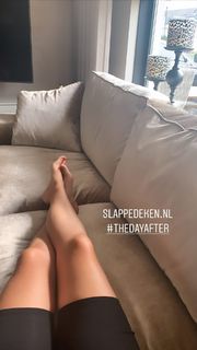 Monique Smit feet photo 1