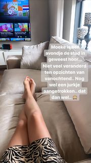 Monique Smit feet photo 20