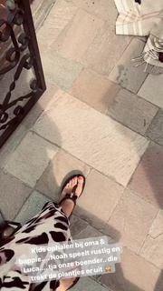 Monique Smit feet photo 17