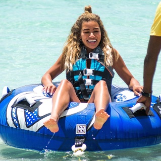 Montana Brown feet photo 4