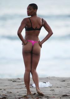 Montana Fishburne feet photo 4