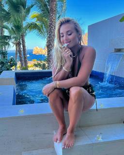 Montana Tucker feet photo 18