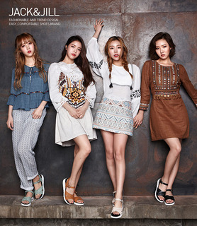 Moon Byul feet photo 4