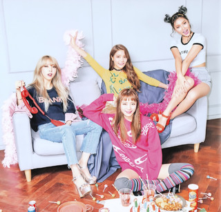 Moon Byul feet photo 15