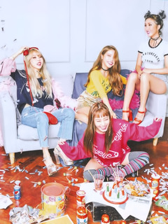 Moon Byul feet photo 14