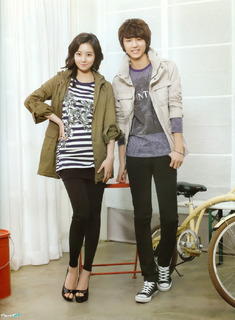 Moon Chae-Won feet photo 7