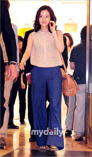 Moon Chae-Won feet photo 17