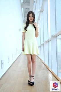 Moon Ga-young feet photo 10