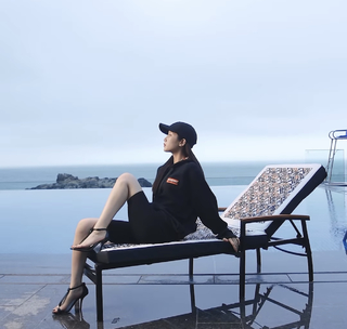 Moon Ga-young feet photo 15