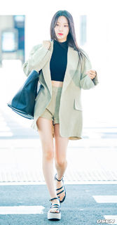 Moon Ga-young feet photo 7