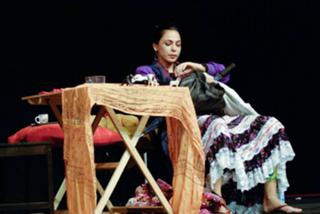 Moran Atias feet photo thumbnail