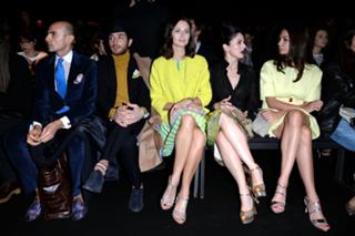 Moran Atias feet photo thumbnail