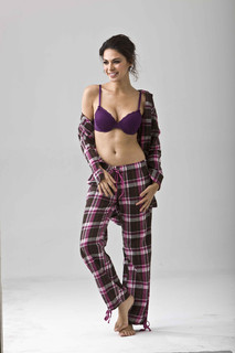 Moran Atias feet photo thumbnail