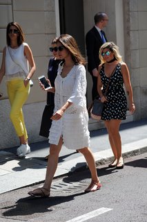 Moran Atias feet photo thumbnail