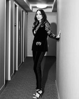 Moran Atias feet photo thumbnail