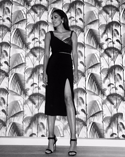 Moran Atias feet photo thumbnail