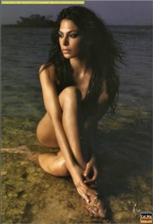 Moran Atias feet photo thumbnail