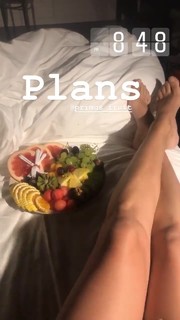 Moran Atias feet photo thumbnail