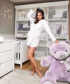 Moran Atias feet photo thumbnail