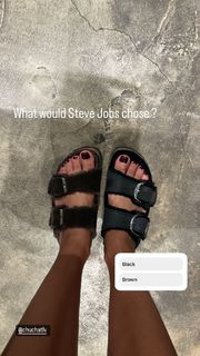 Moran Atias feet photo thumbnail