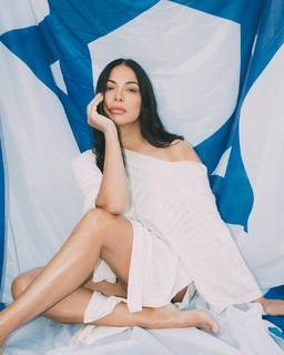 Moran Atias feet photo thumbnail