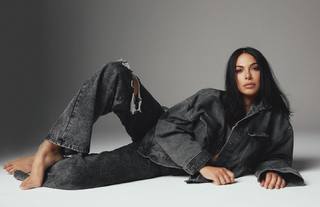 Moran Atias feet photo thumbnail