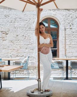 Moran Atias feet photo thumbnail