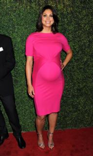 Morena Baccarin feet photo thumbnail